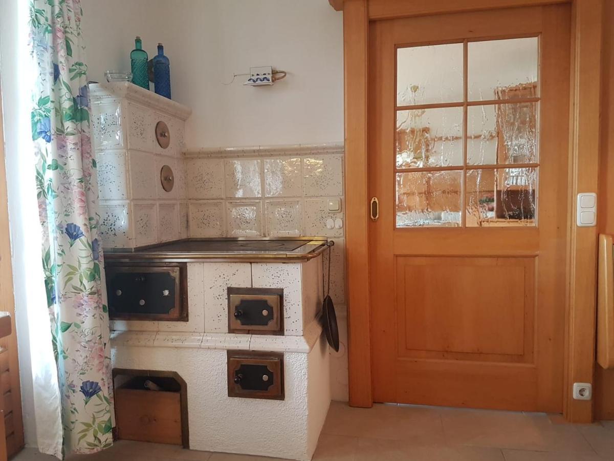זל אם מוס Wunderschoene Ferienwohnung Mit Seeblick מראה חיצוני תמונה