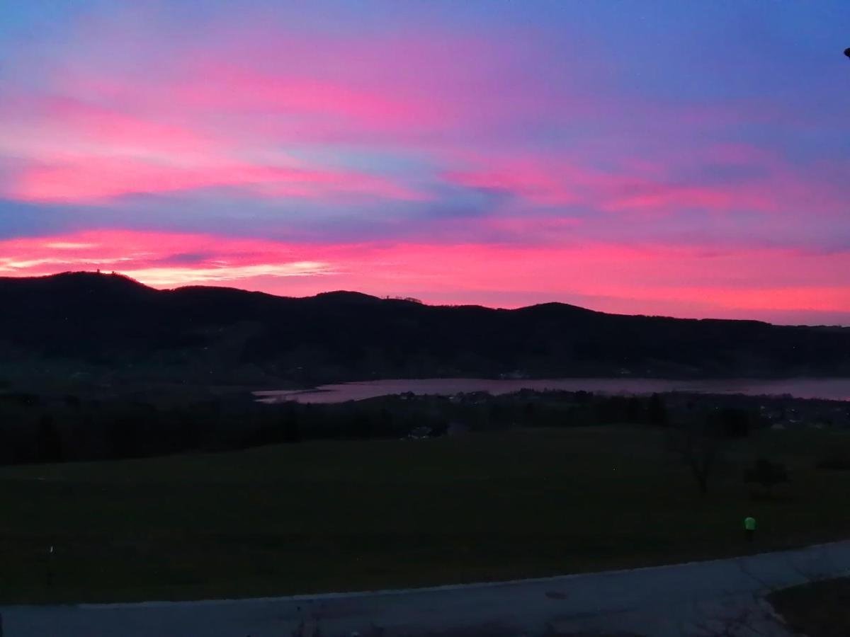 זל אם מוס Wunderschoene Ferienwohnung Mit Seeblick מראה חיצוני תמונה